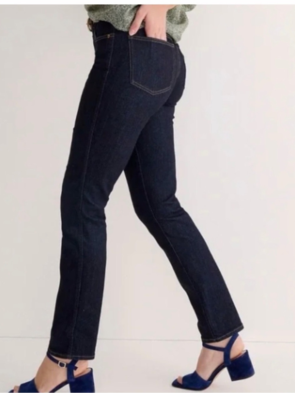 NWT J.Crew 9" mid rise vintage slim-straight jean in resin rinse size 26